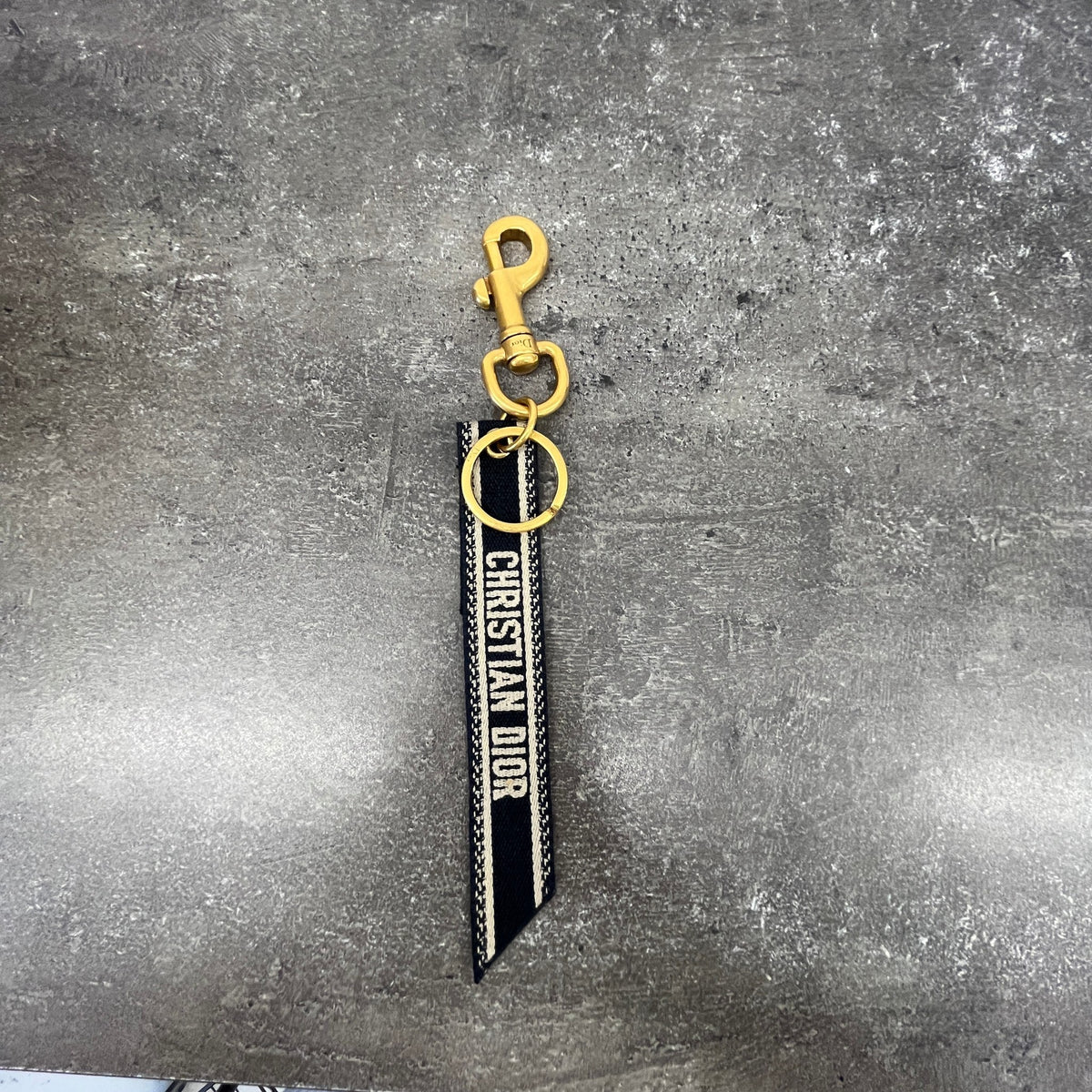 Women's CD Jadore Keyring Navy - Photo 9