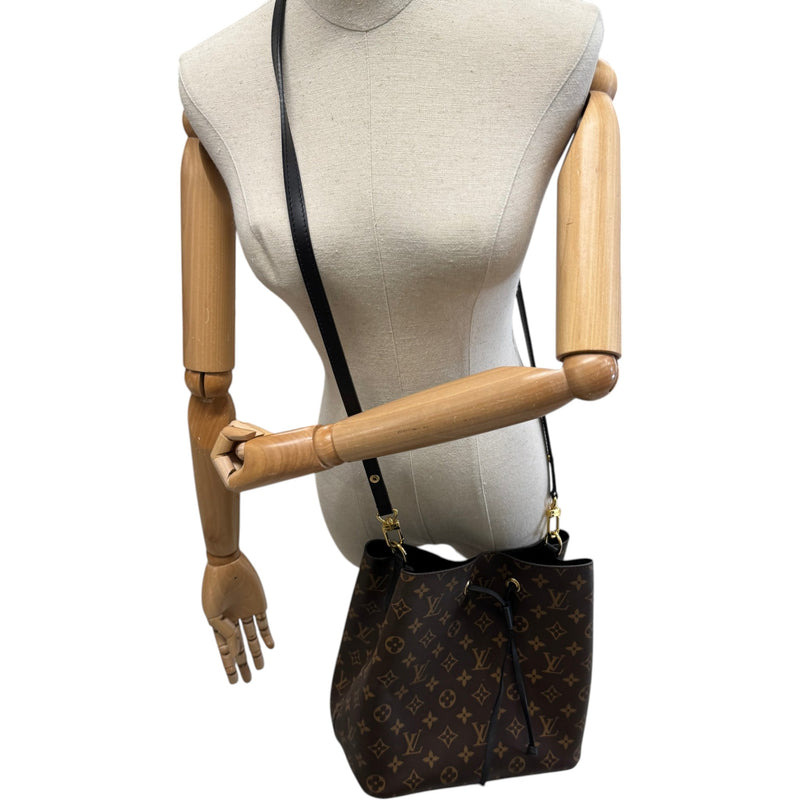 Women's Monogram NéoNoé MM Bucket Handbag Brown