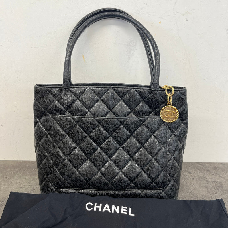 Women's Medallion Tote Handbag Black