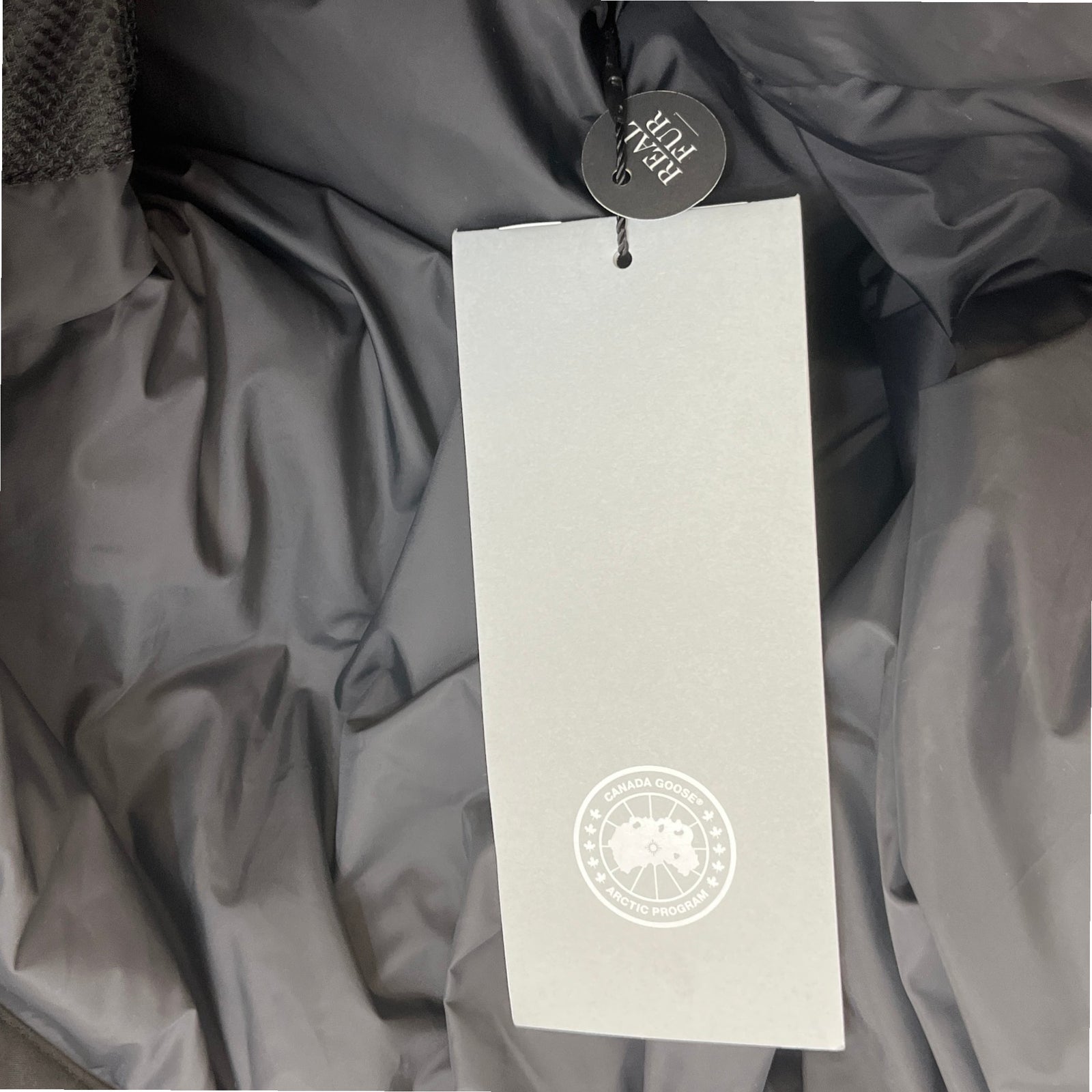 Canada Goose Women's Rossclair Down Jacket Black Size 6 - Photo 7