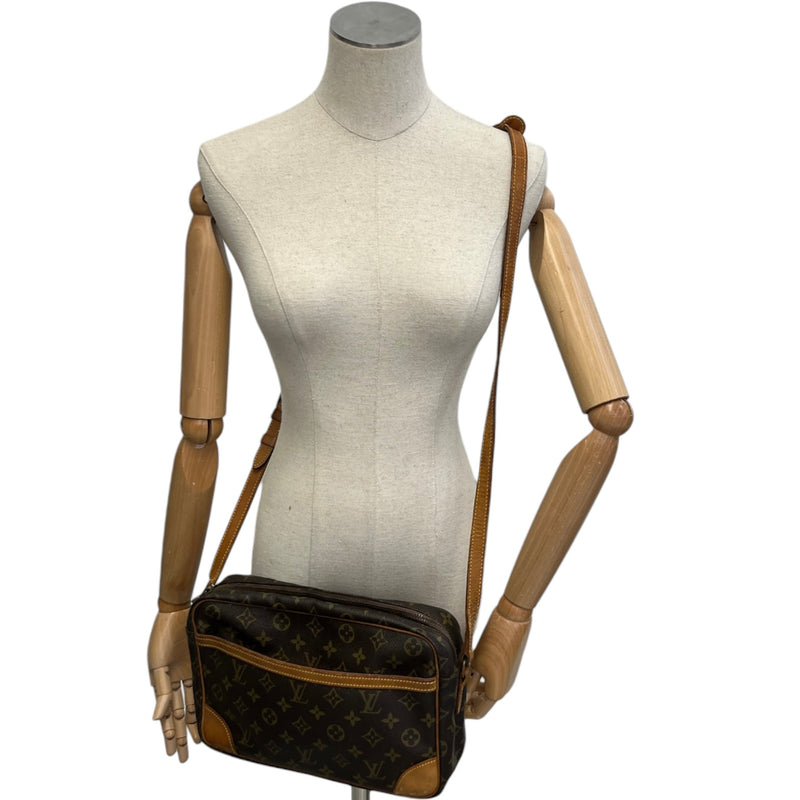 Louis Vuitton Women's Trocadero Messenger Bag Brown