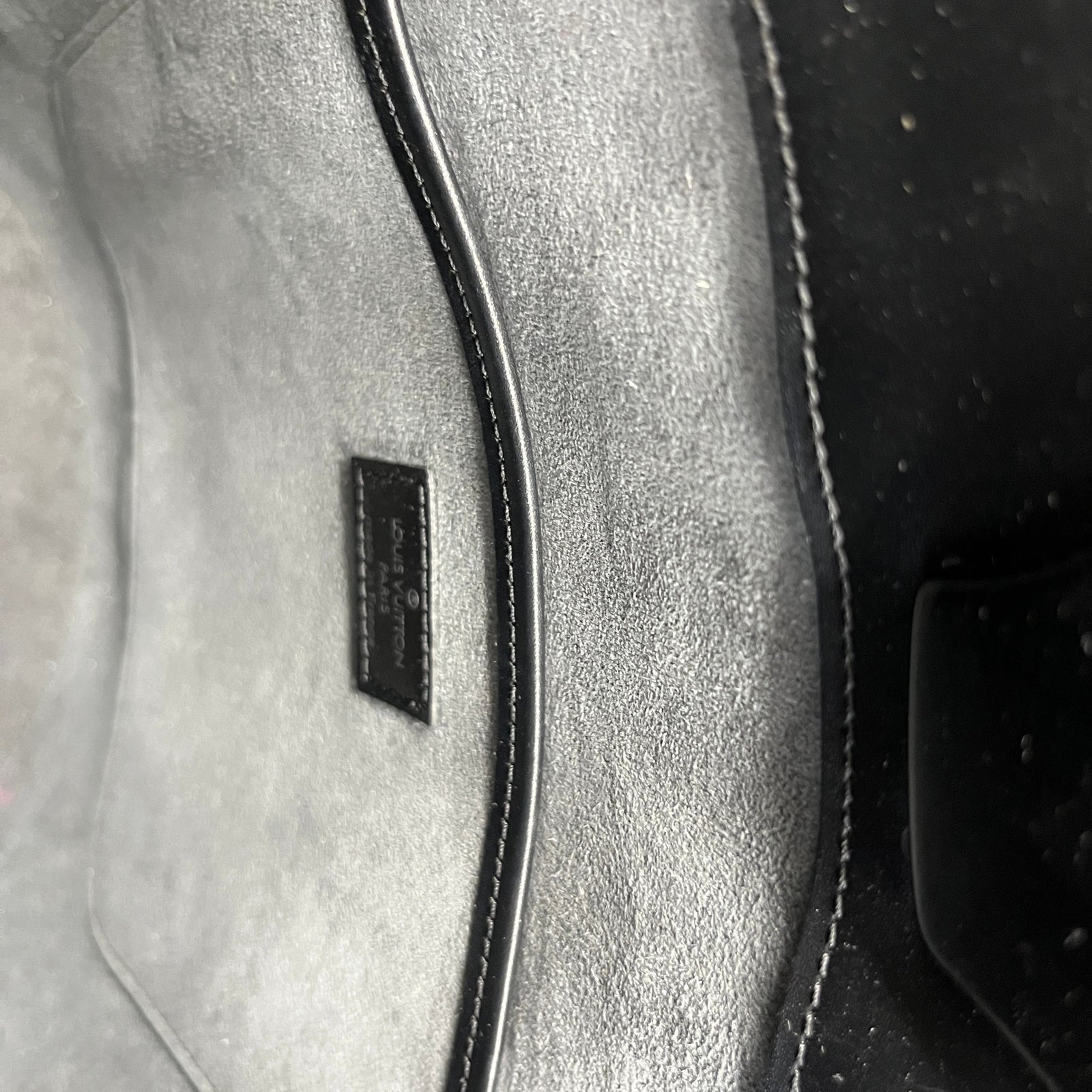 Women's Noctambule Epi Leather Handbag Black - Photo 10