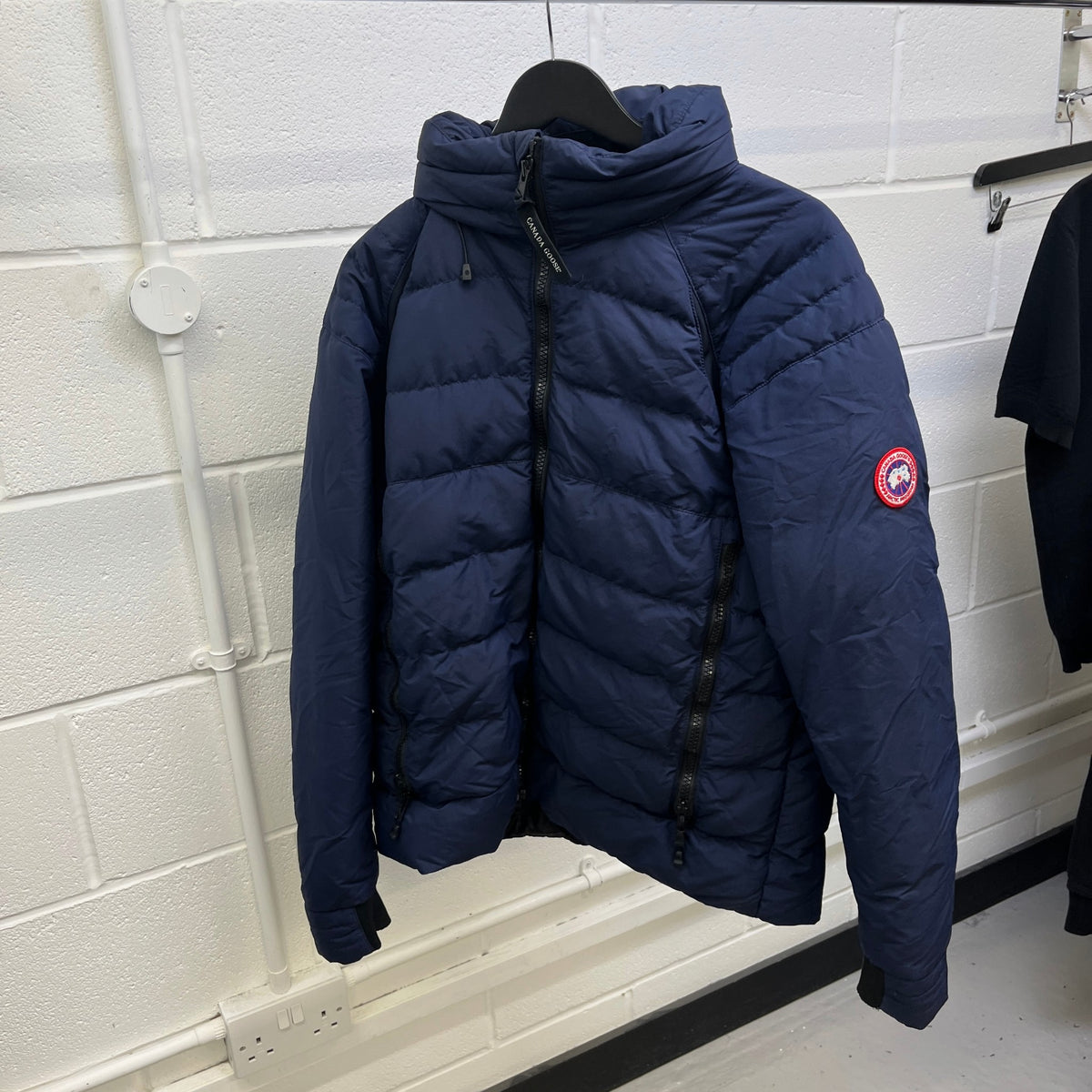 Men's HyBridge Base Down Jacket Navy Size XL - Photo 8
