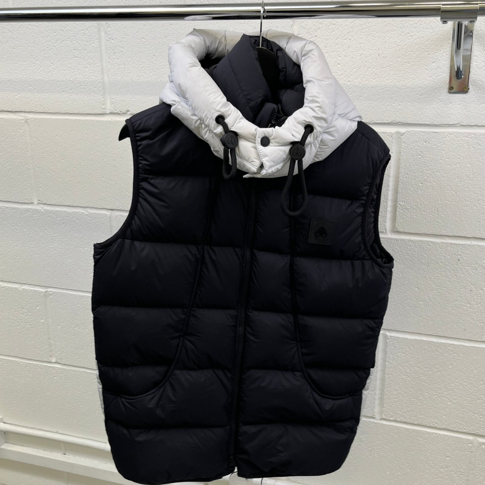 Men's Flightweight Bushwick Gilet Black Size S - Photo 10