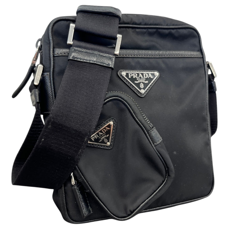 Men's Re-Nylon Plaque Logo Messenger Bag Black
