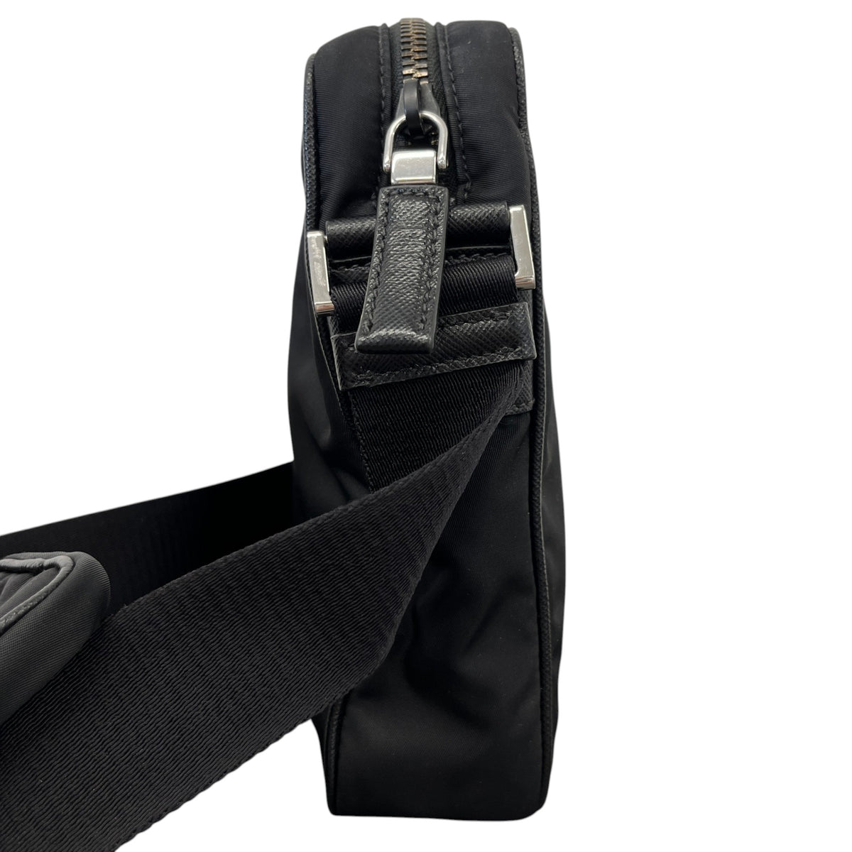 Men's Re-Nylon Plaque Logo Messenger Bag Black - Photo 6