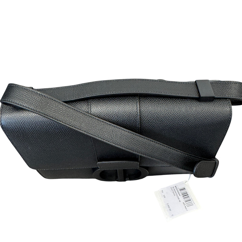 Women's 30 Montaigne Handbag Black