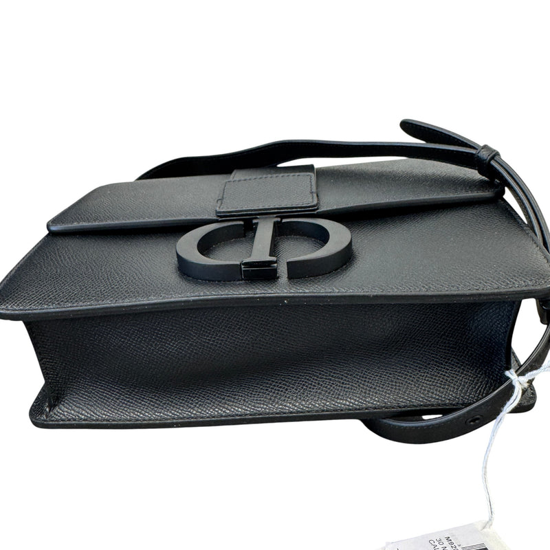 Women's 30 Montaigne Handbag Black