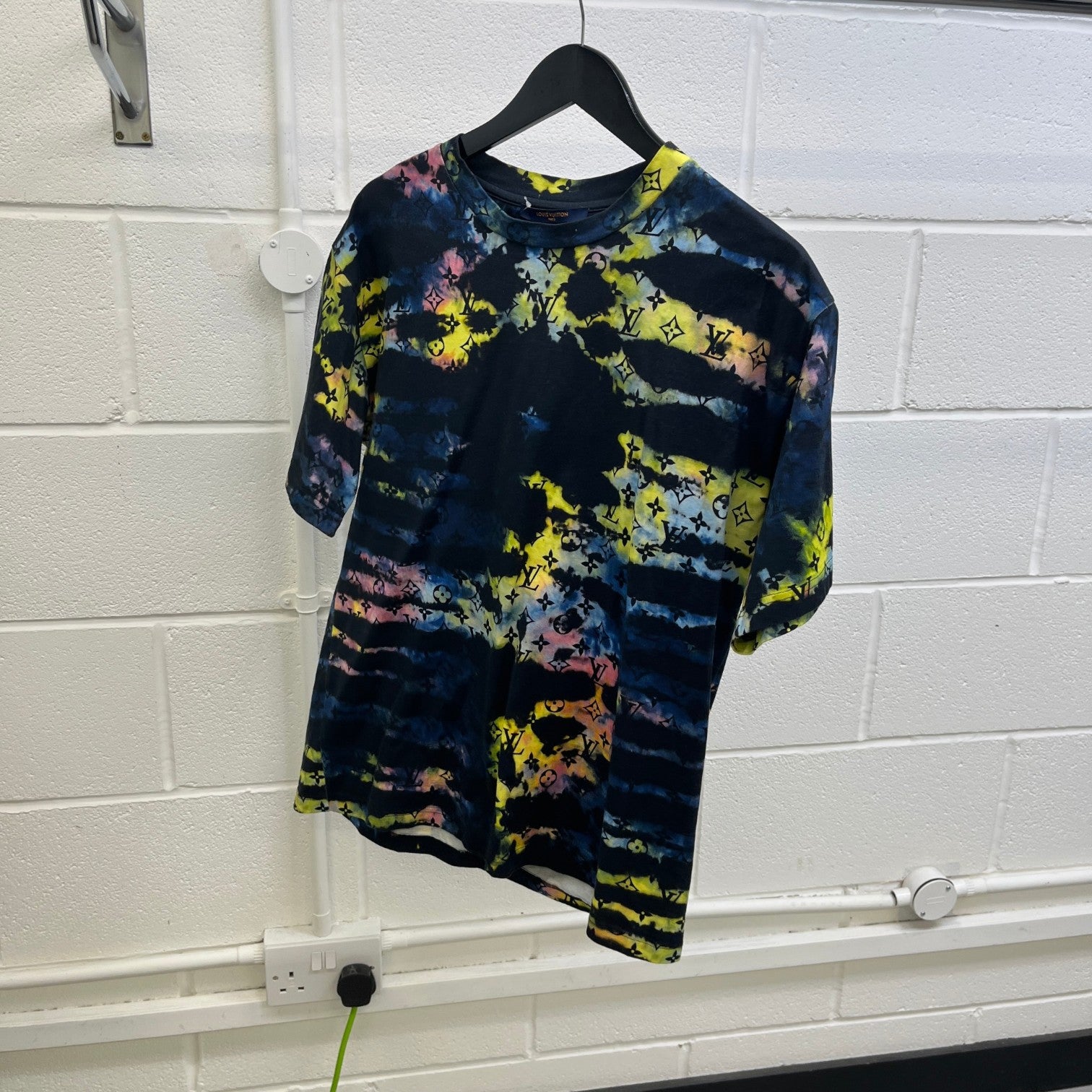 Men's Monogram Tie Dye T-Shirt Black Size L - Photo 6