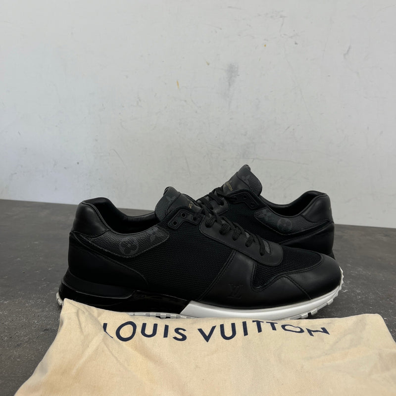Men's Run Away Low Trainers Black Size UK 10 / EU 44