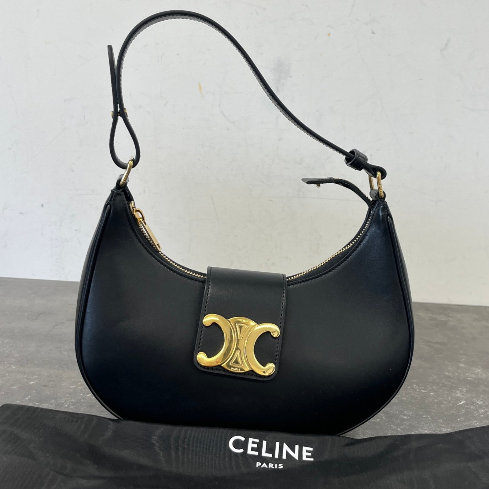 Women's Medium Ava Triomphe Shoulder Handbag Black - Photo 12