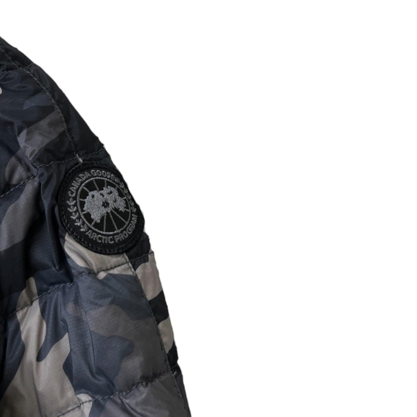 Women's Montgomery Camo Down Jacket Black Size M - Photo 5