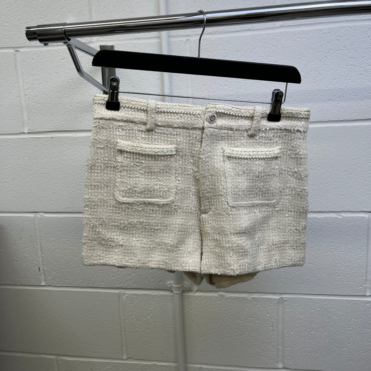 Women's Tailored Wool-Blend Tweed Shorts Cream Size L / UK 12 - Photo 6