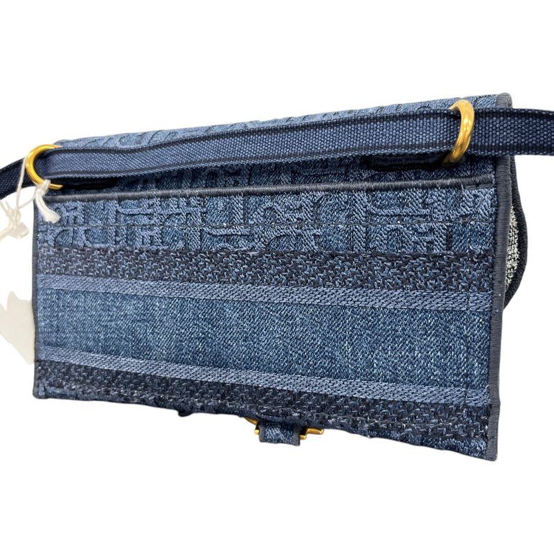 Women's Oblique Saddle Belt Bag Navy