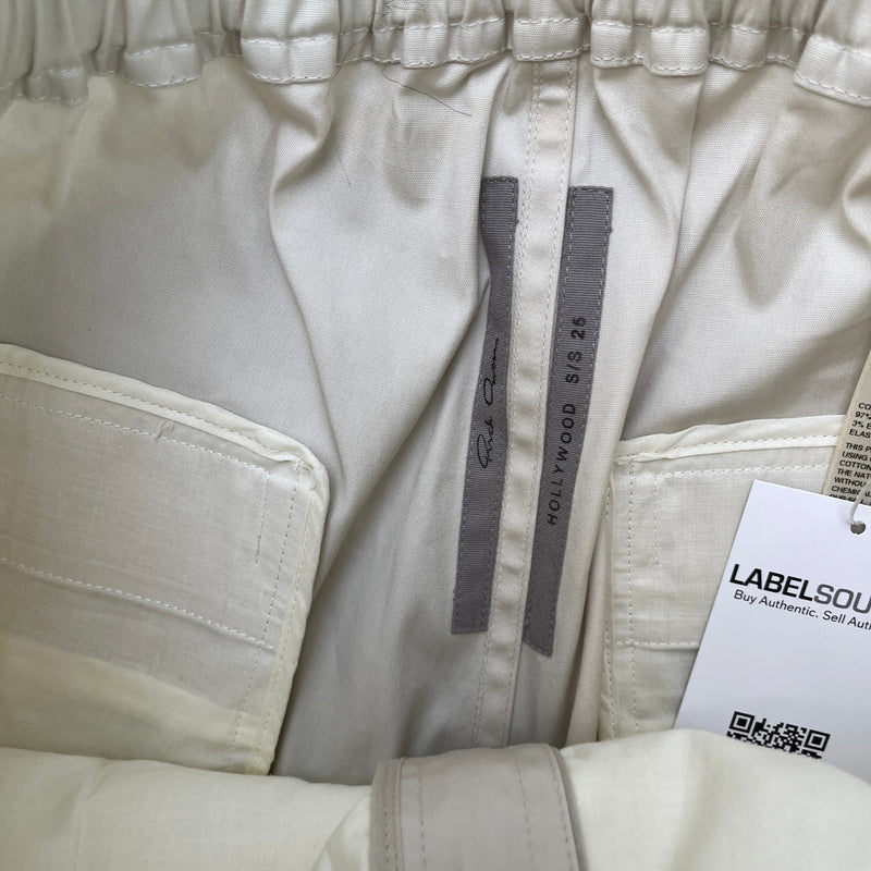 Men's Cargo Zip Shorts Cream Size M / W32