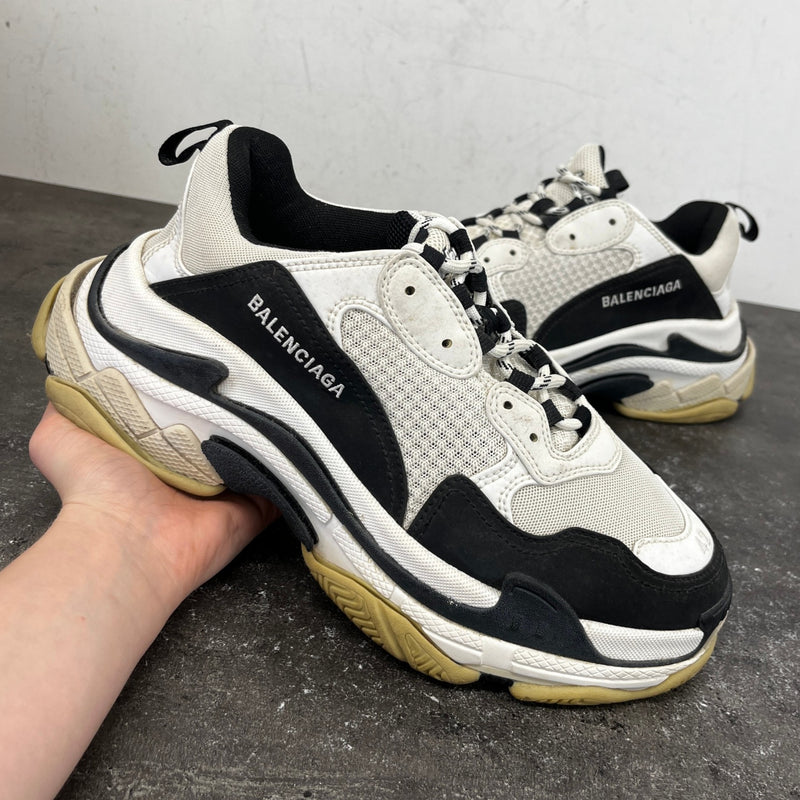 Men's Triple S Low Trainers White Size EU 42 / UK 8
