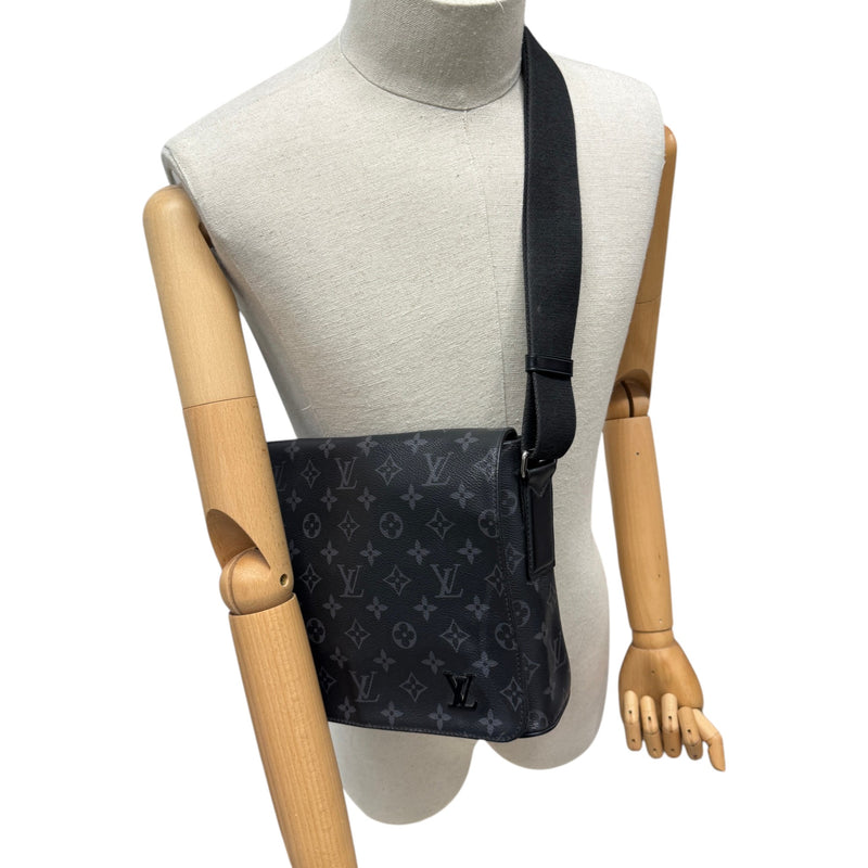 Men's Monogram Eclipse District PM Messenger Bag Black