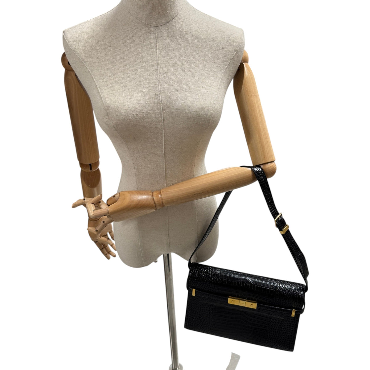 Women's Manhattan Shoulder Handbag Black - Photo 2