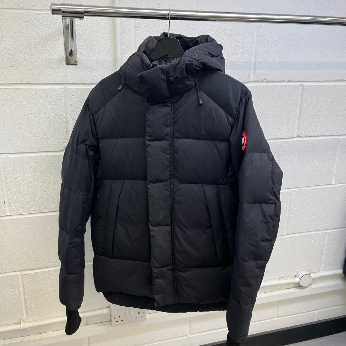 Men's Armstrong Down Jacket Black Size M - Photo 8