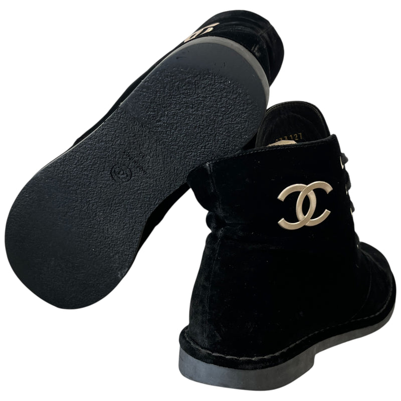 Women's Cc Logo Boots Black Size EU 39 / UK 6