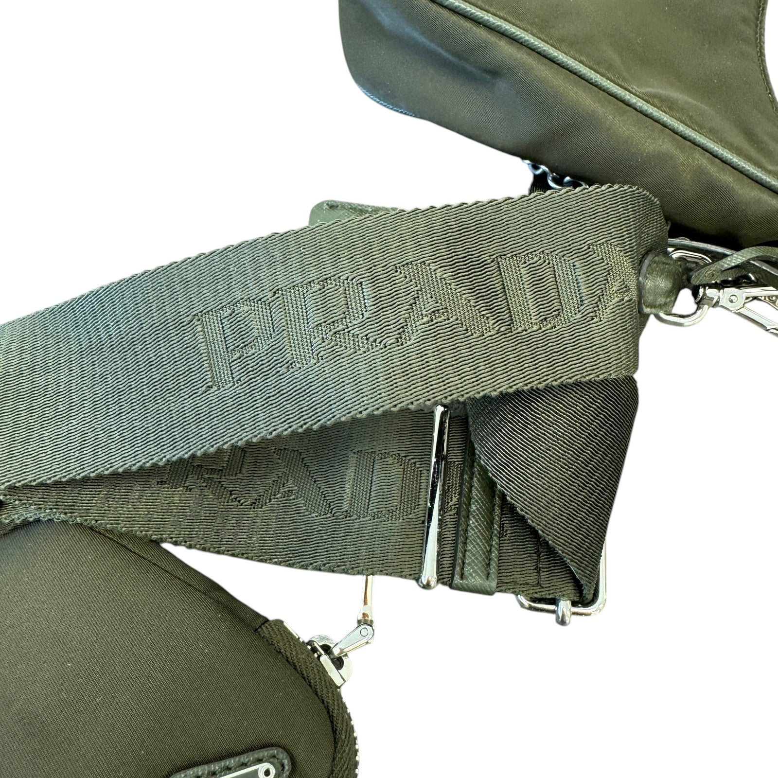 Women's Re-Edition 2005 Re-Nylon Bag Khaki - Photo 9