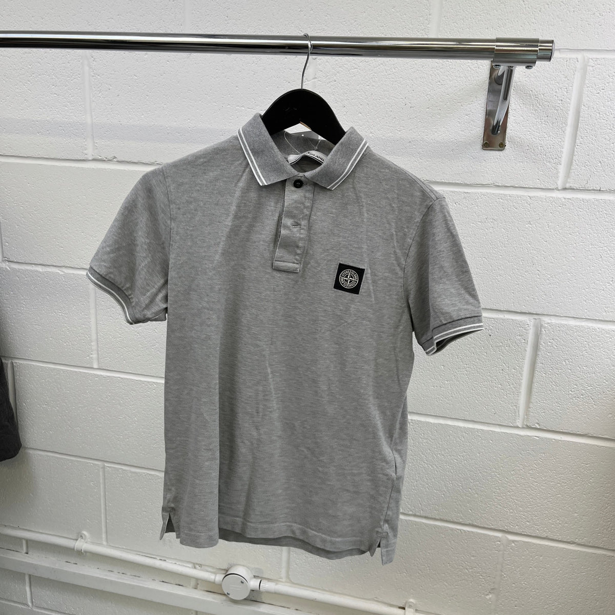 Men's Logo Patch Polo Shirt Grey Size M - Photo 9