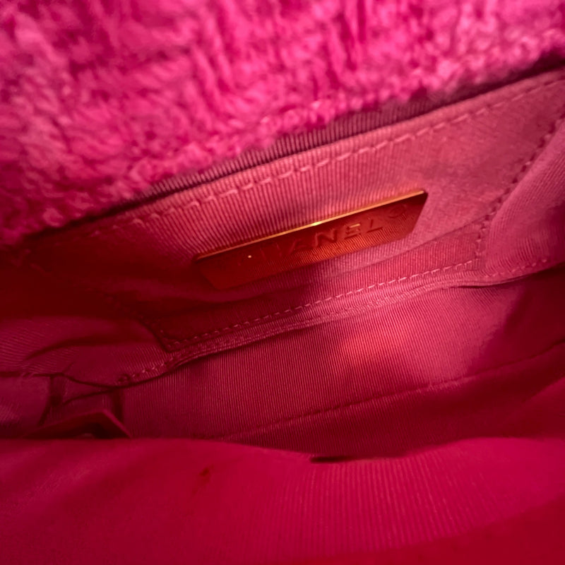 Women's Chanel 19 Belt Bag Pink