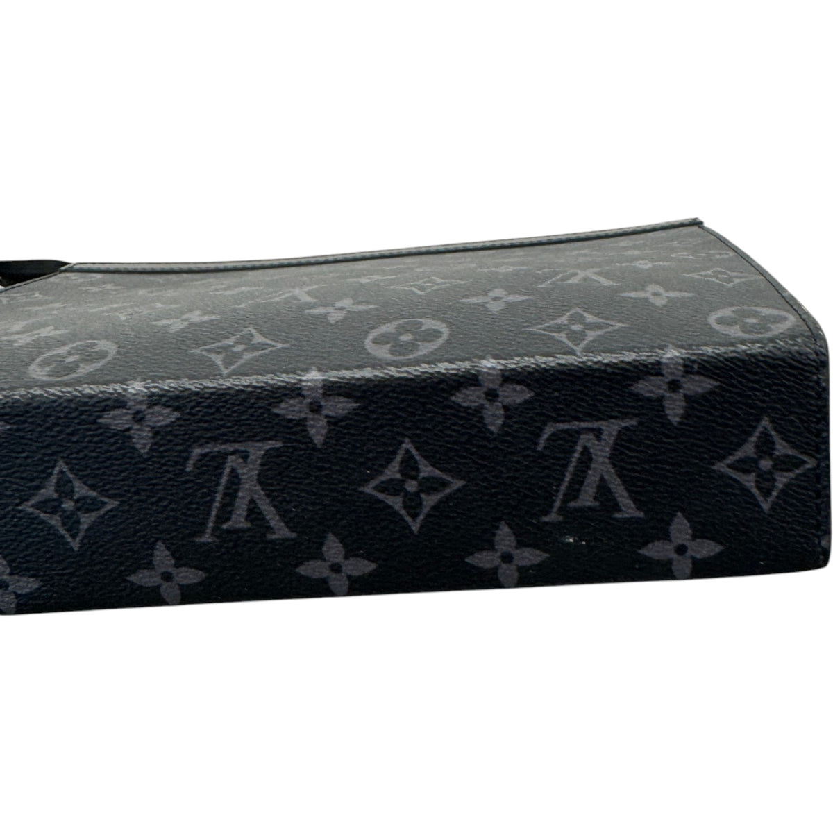 Men's Monogram Gradient Pochette Voyage MM Pouch Black - Photo 6