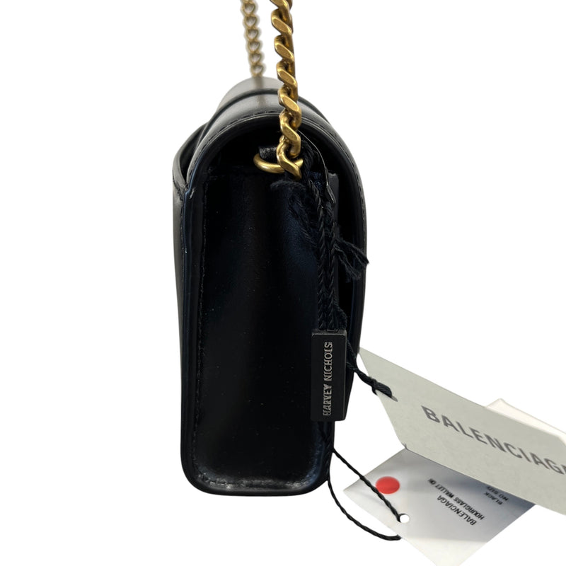 Women's Hourglass Wallet On Chain Bag Black