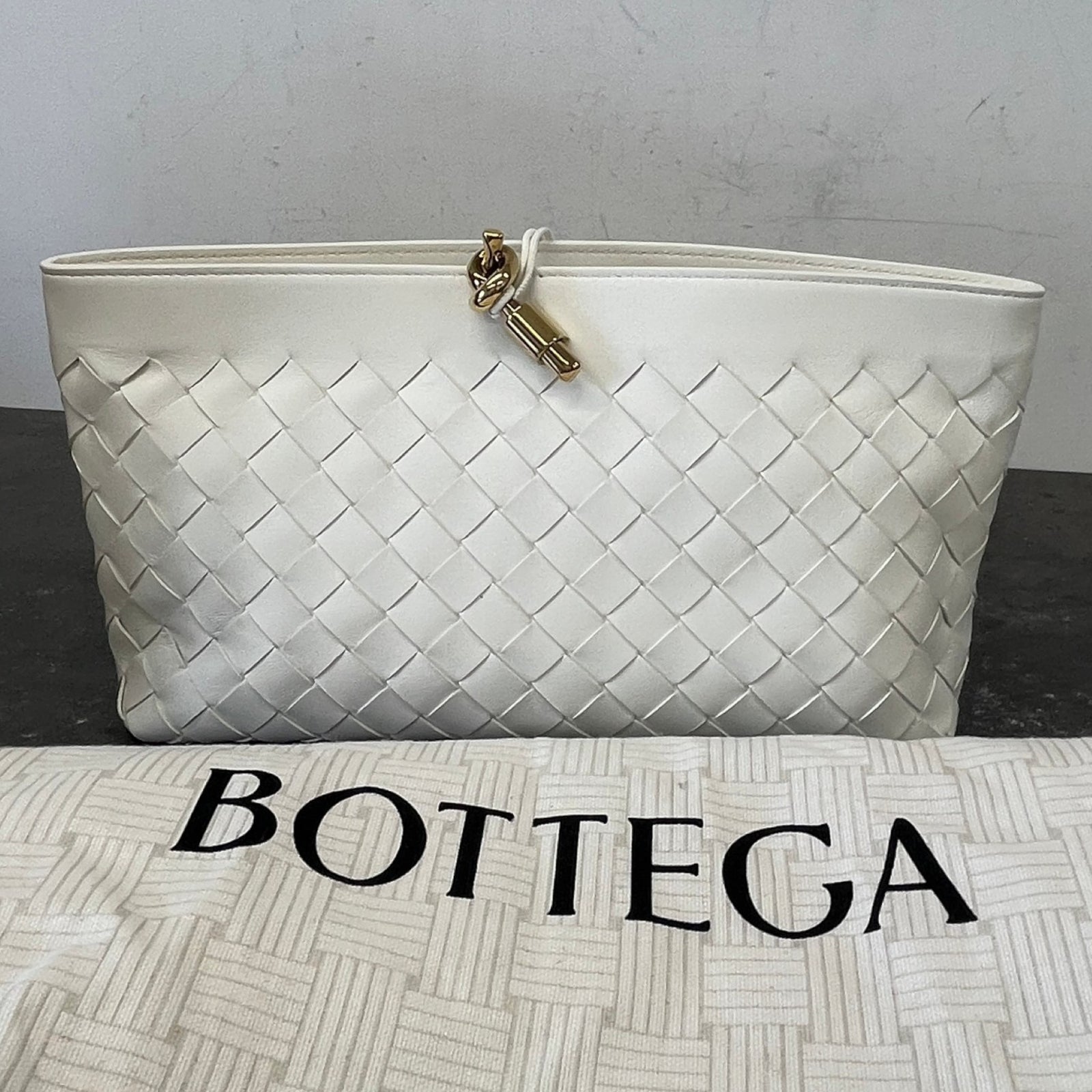 Women's Andiamo Boat Clutch White - Photo 12