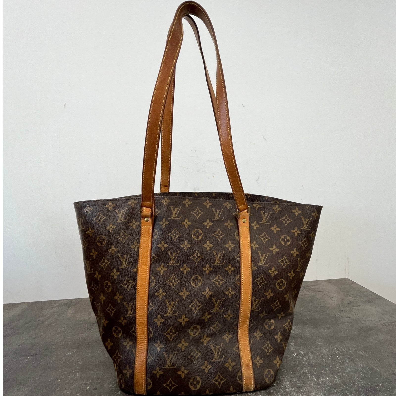 Women's Monogram Sac Plat Bag Brown - Photo 13
