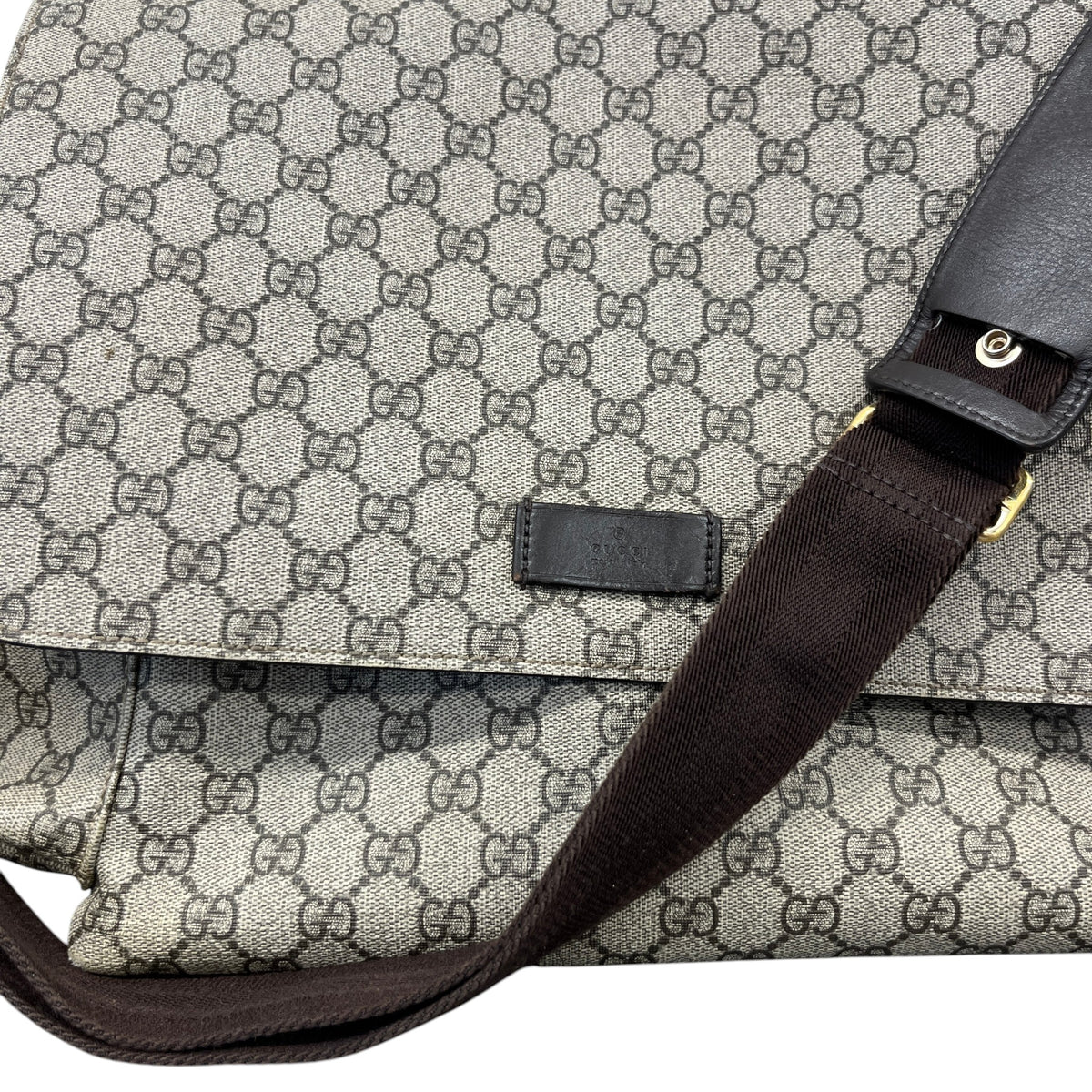 Men's GG Supreme Changing Baby Travel Bag Beige - Photo 16