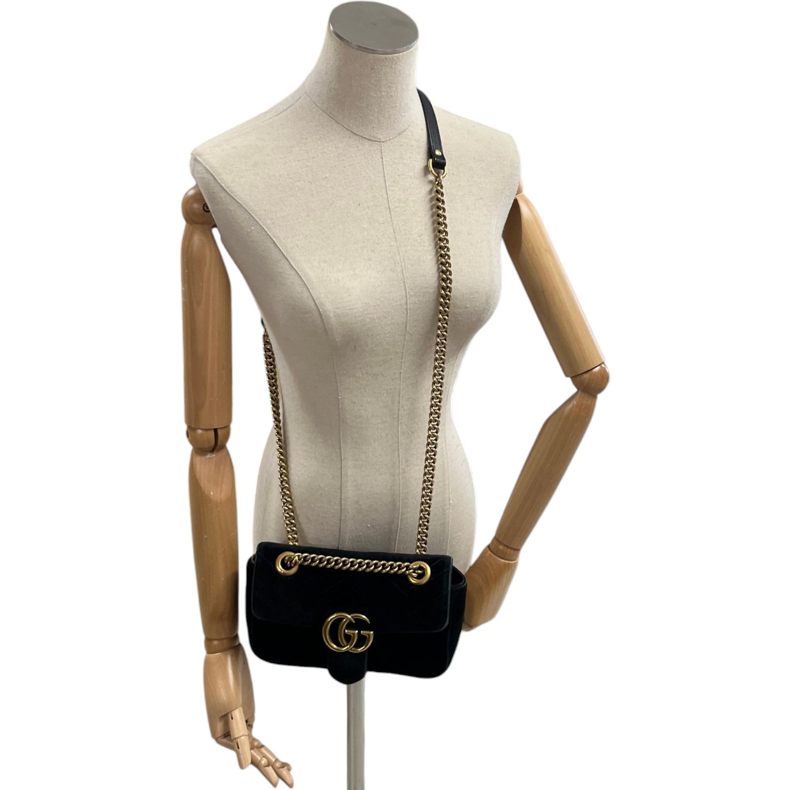 Women's Gg Marmont Velvet Small Bag Black - Photo 2