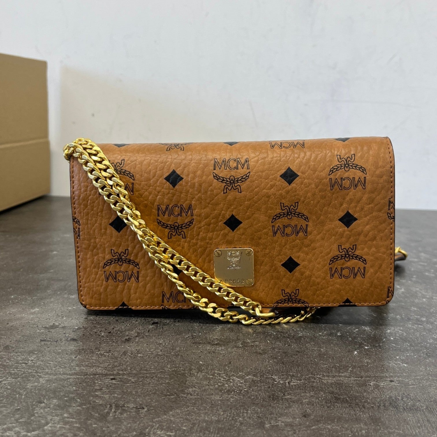 Women's Aren Shoulder Bag Tan - Photo 7