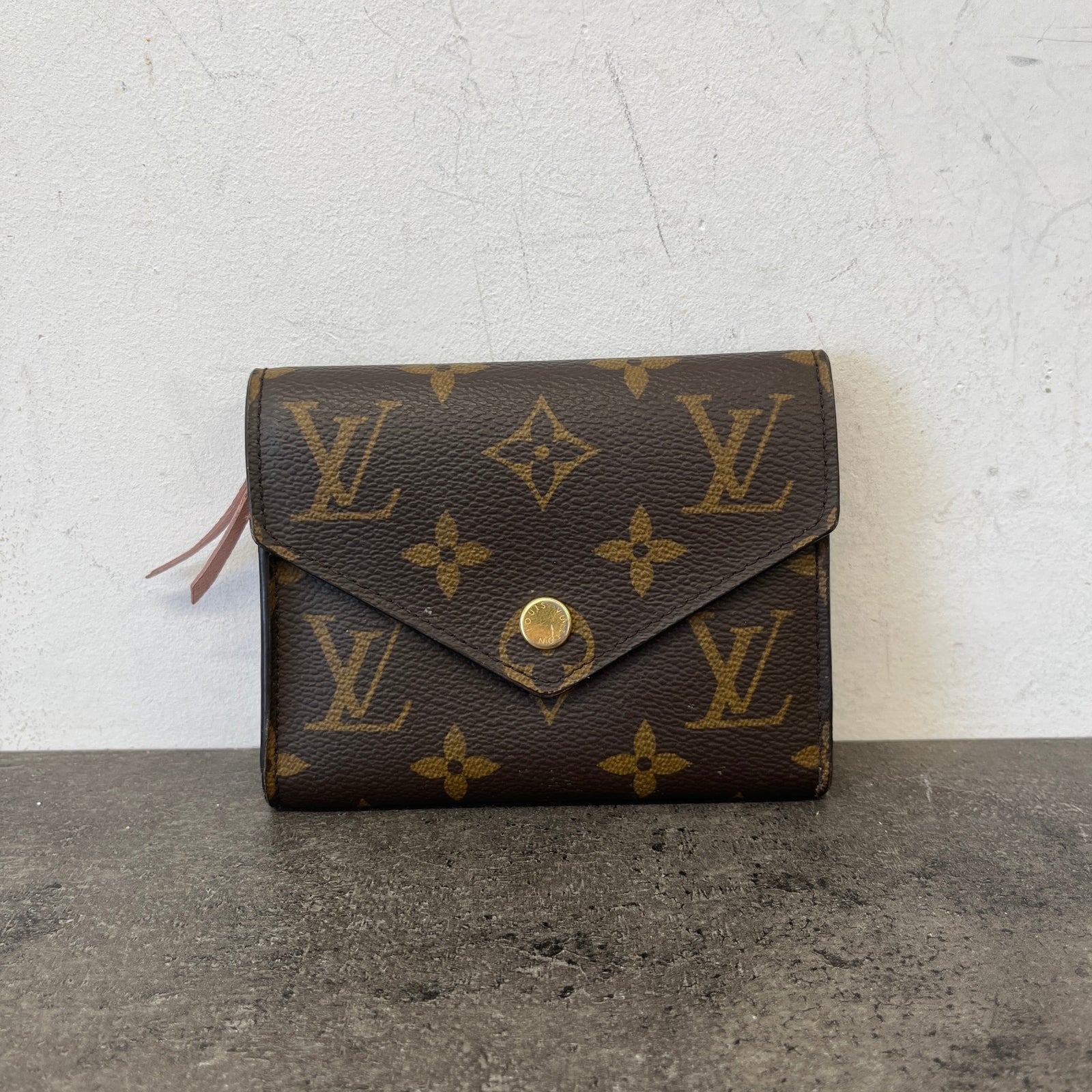 Women's Monogram Victorine Wallet Brown - Photo 9