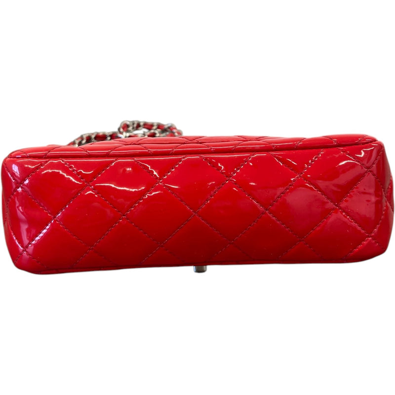 Women's Small Classic Flap Bag Red
