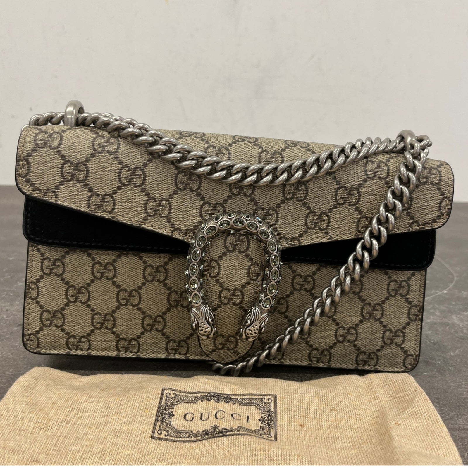 Women's Dionysus GG Supreme Handbag Beige - Photo 12