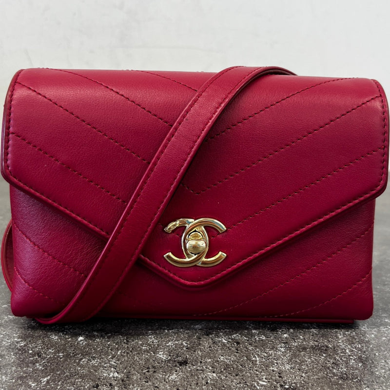 Women's Coco Chevron Flap Bag Red