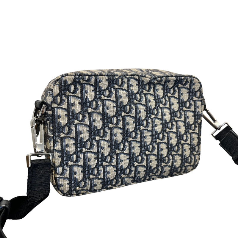 Men's Safari Oblique Messenger Bag Navy