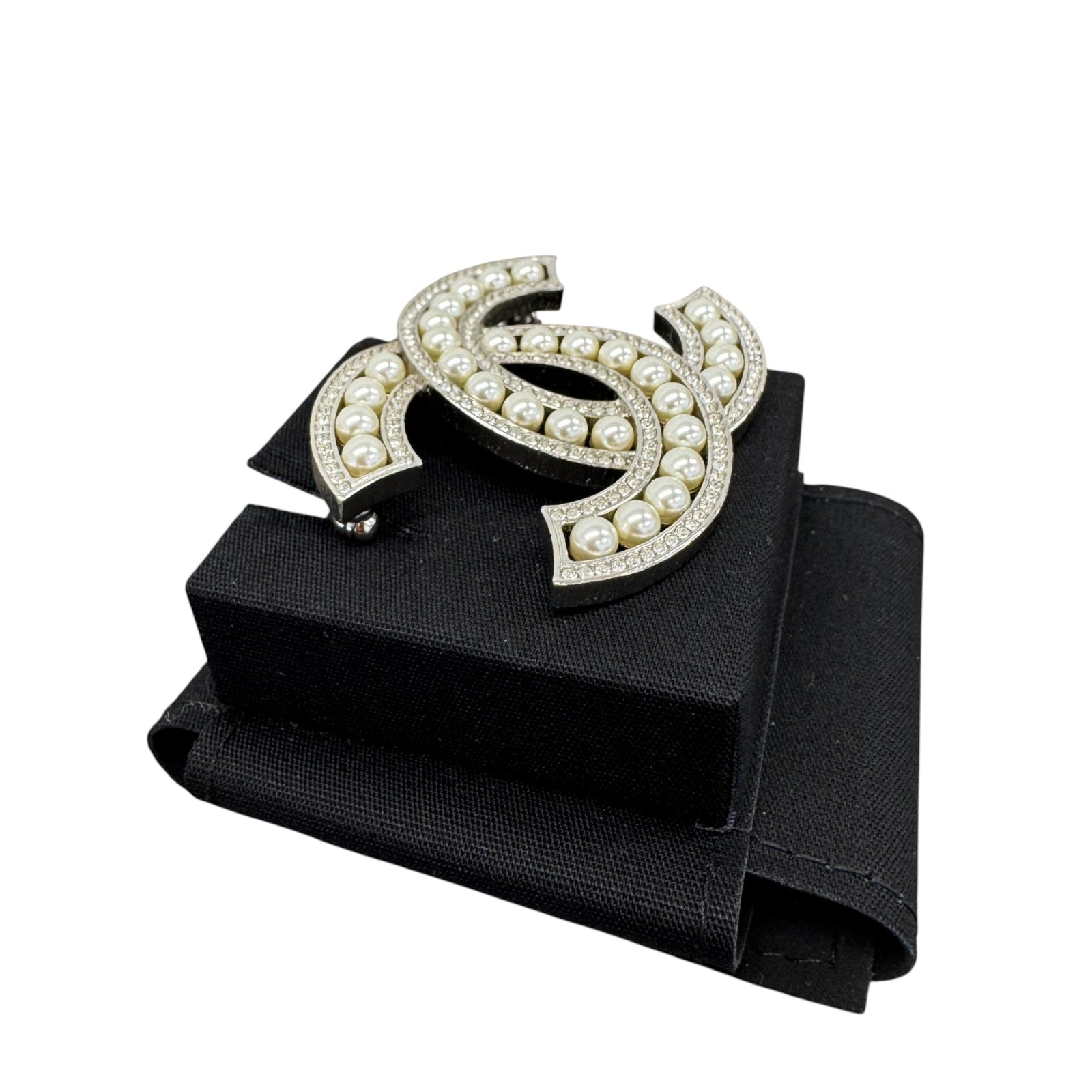 Women's Cc Logo Pear Brooch Silver - Photo 7