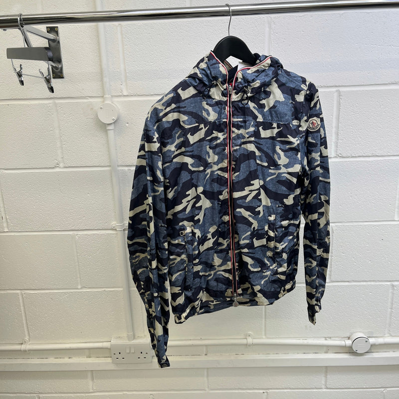 Men's Nath Camo Print Windbreaker Blue Size 2 / M