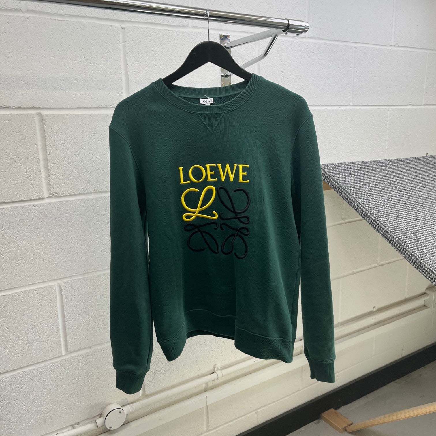 Men's Embroidered Logo Sweatshirt Green Size M - Photo 9