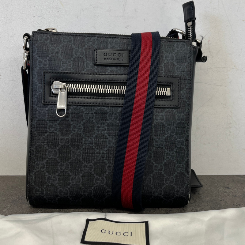 Men's Small Gg Supreme Messenger Bag Black