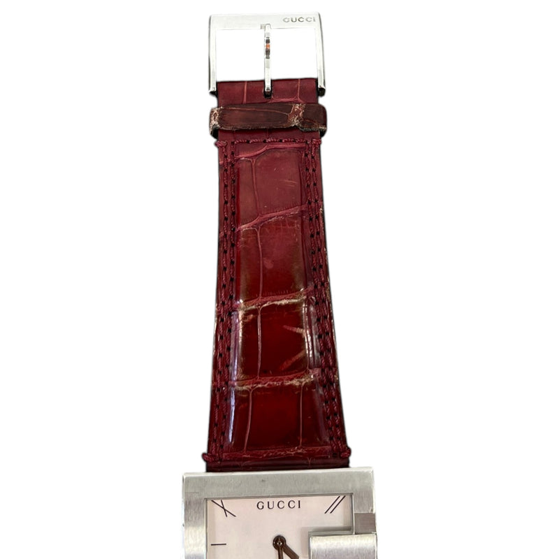 Men's 100L Quartz Watch Red