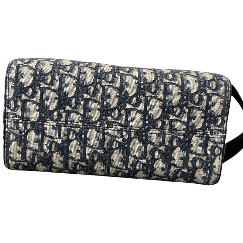 Women's Lingot 22 Toiletry Bag Navy