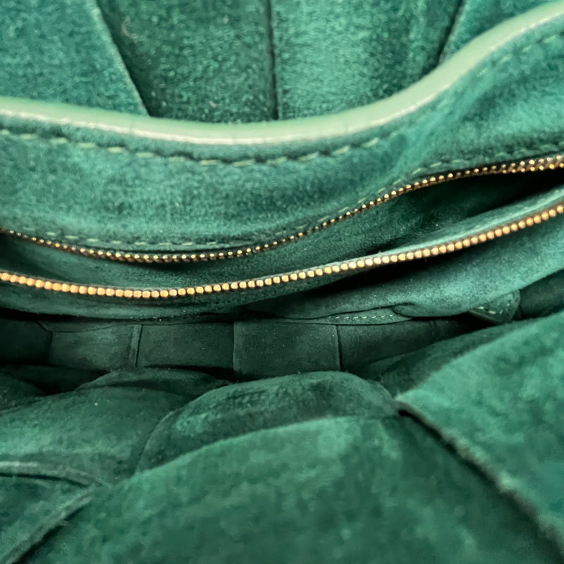 Women's Intrecciato Padded Chain Cassette Bag Green