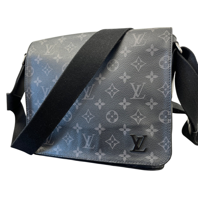 Men's Monogram Eclipse District PM Messenger Bag Black