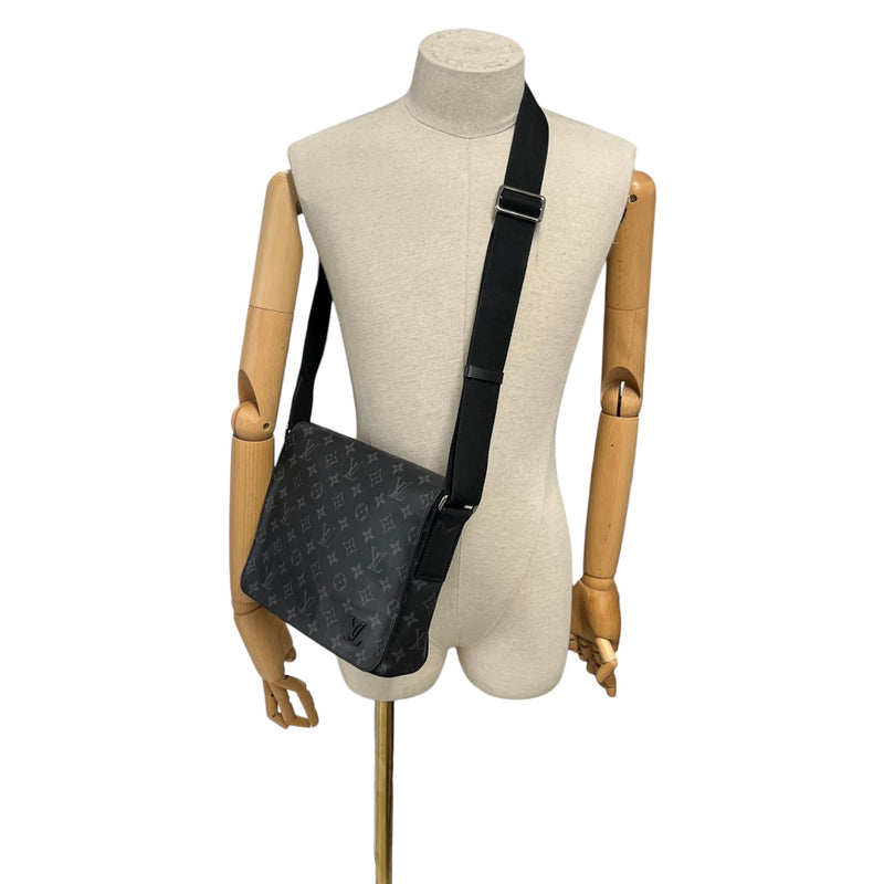 Men's Monogram Eclipse District PM Messenger Bag Black