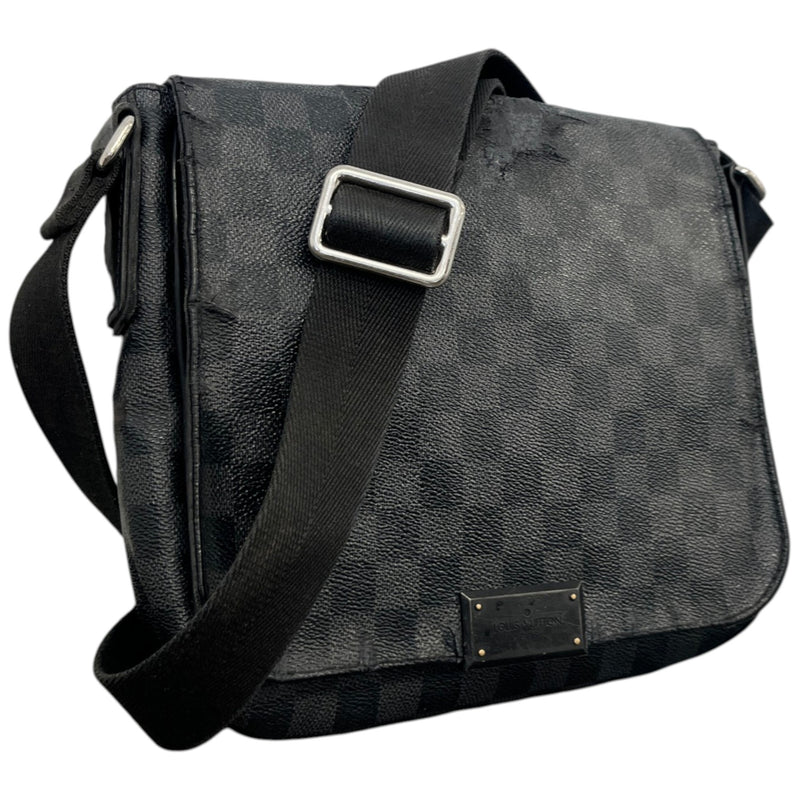 Men's Damier Graphite District Pm Messenger Bag Black