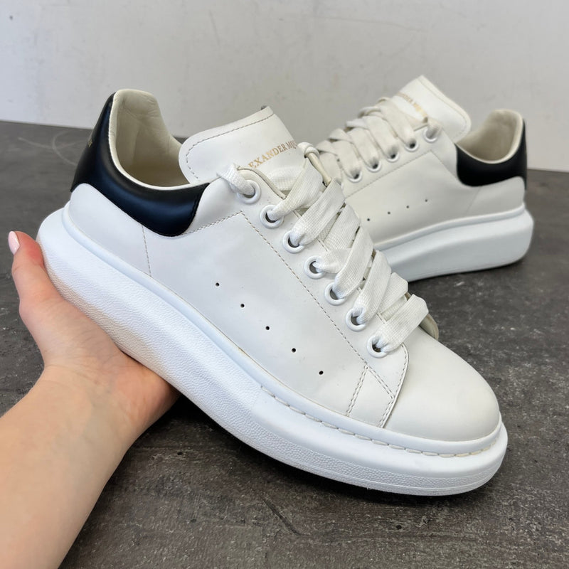 Men's Oversized Low Trainers White Size EU 40 / UK 6